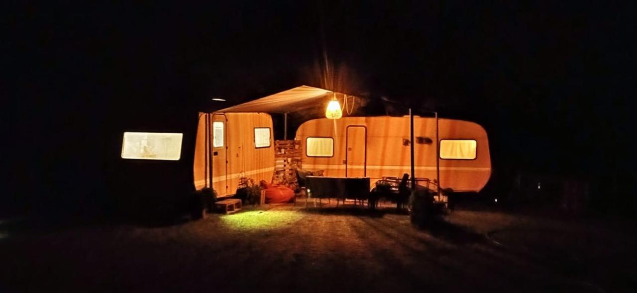 Caravana- Glamping Casa Tortuga La Nucía エクステリア 写真