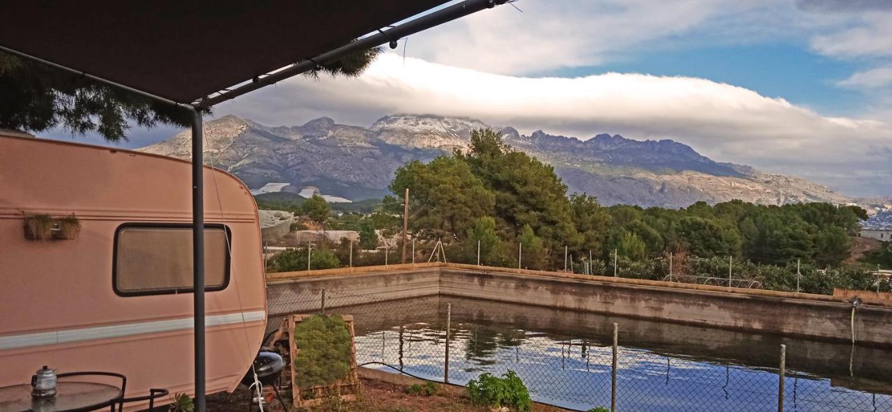 Caravana- Glamping Casa Tortuga La Nucía エクステリア 写真